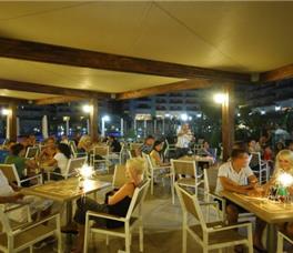 Sea World Resort & Spa