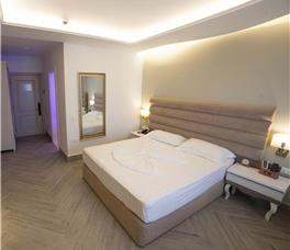 Grand Blue Fafa Resort A