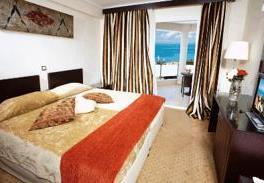 Dhome dyshe side sea view